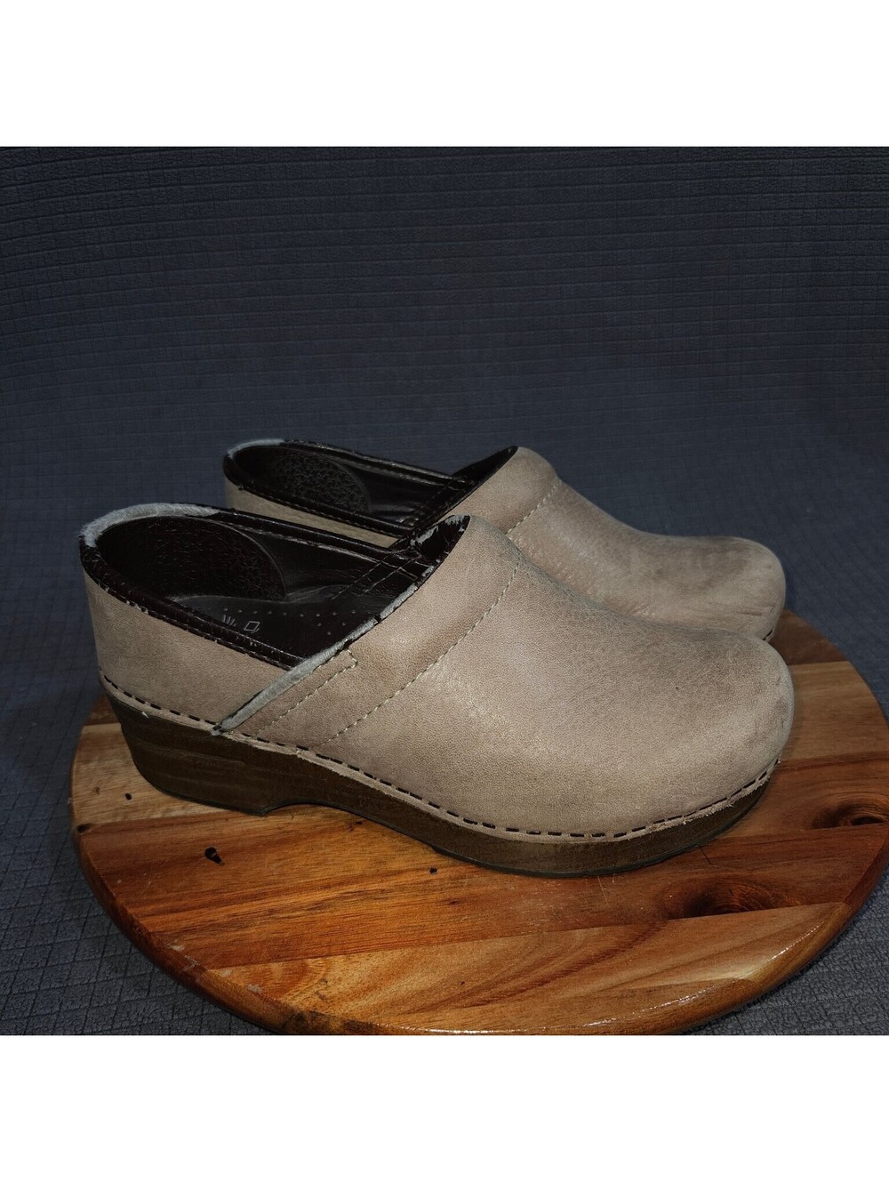 Dansko Clogs Women's Taupe EU 37 Leather Comfort Slip On Professional